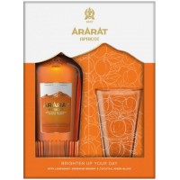 Бренди Ararat Apricot 0.7л, 35% + 1 стакан