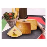 Сыр Gran Biraghi тертый 12/14 мес. (100 г)