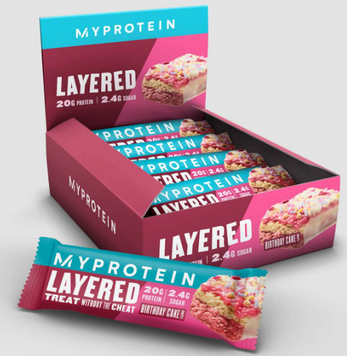 Протеиновый батончик Myprotein Retail Layer Bar 12x60g / 12 servings / Birthday Cake 1032660 фото